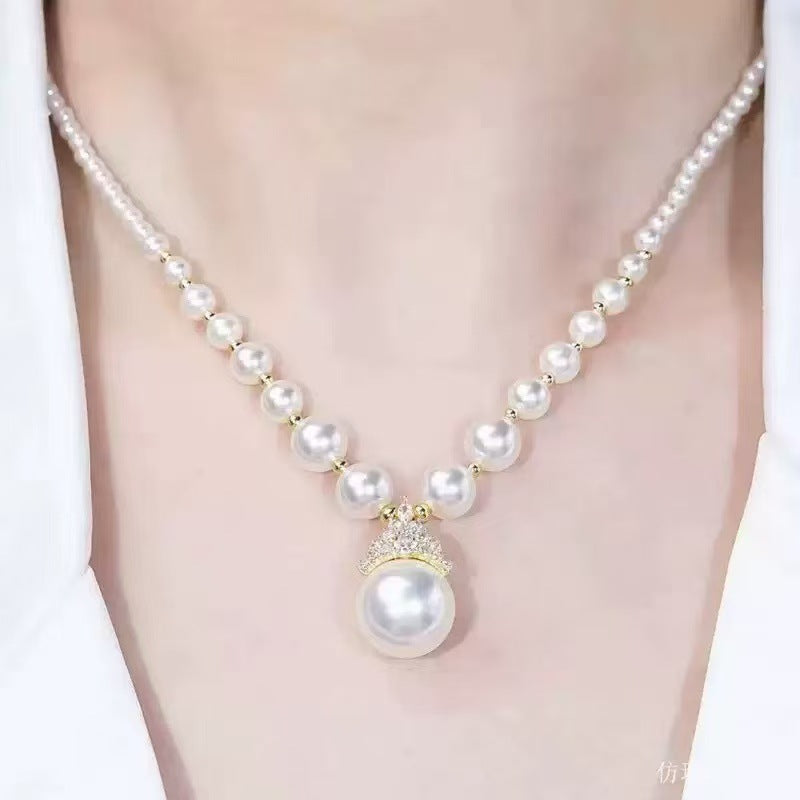 Temperament Ice Queen Luxury White Pearl Necklace