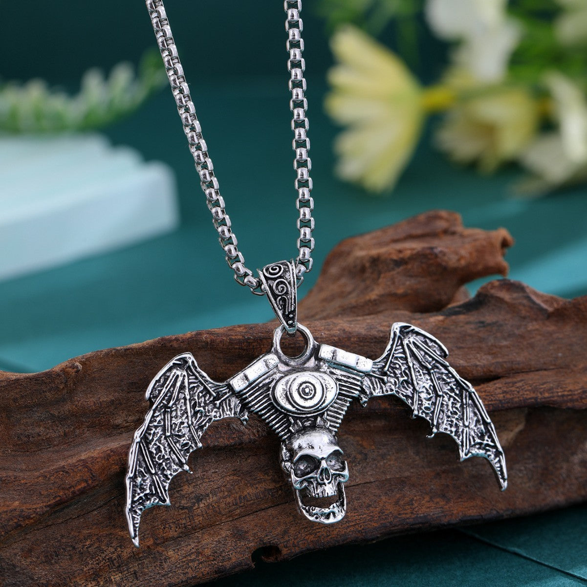Gothic Dark Skull Necklace Used Halloween Alloy Pendant