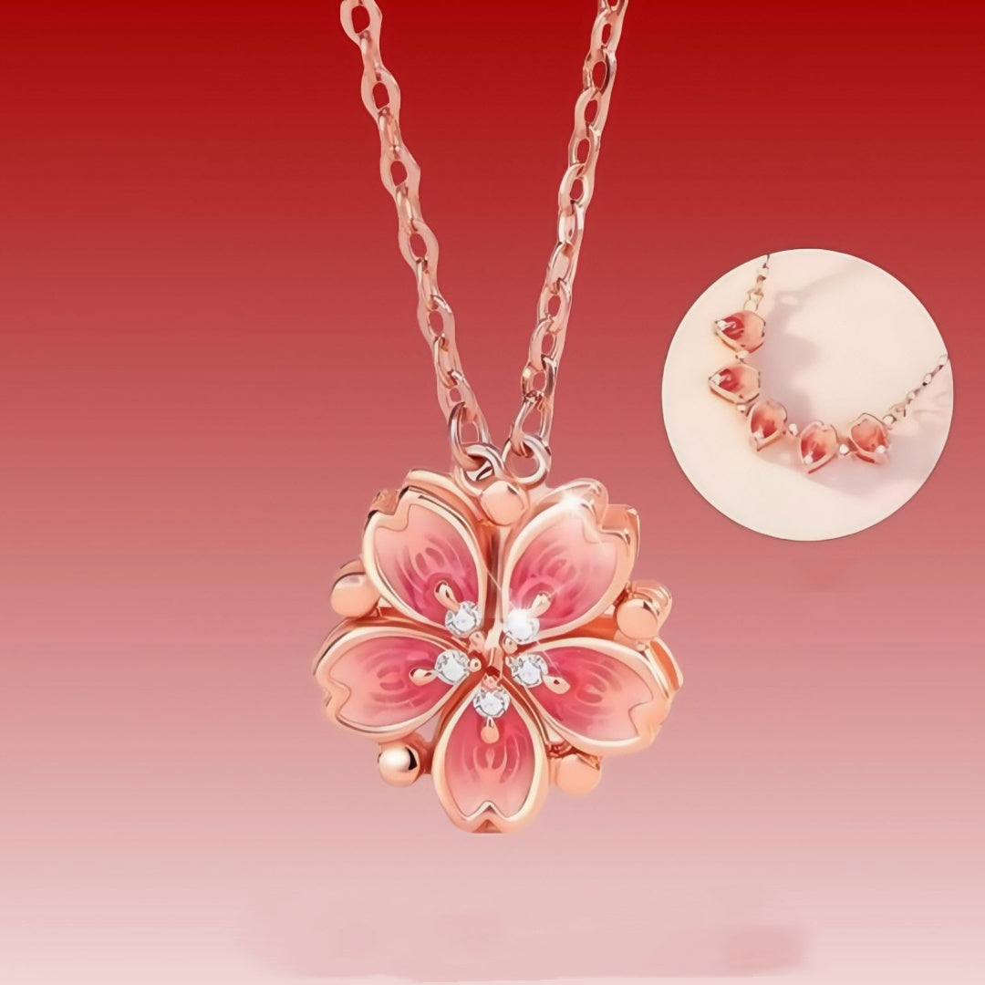 Women's Minimalist Floral Silver Escape Necklace